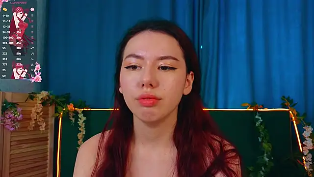 JenniferGlover online show from November 14, 8:29 am