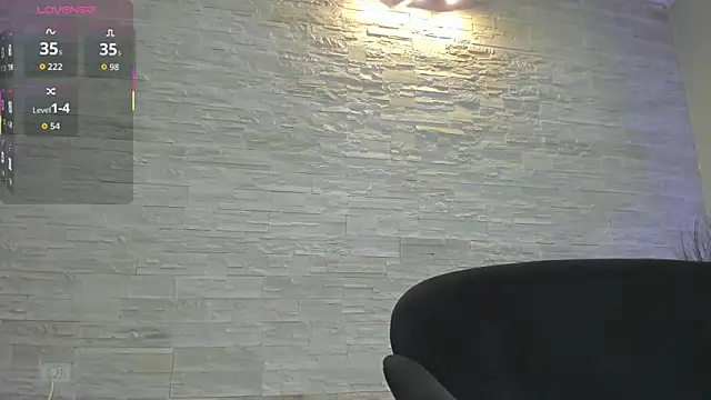 Jelly Bee online show from October 2, 7:50 pm