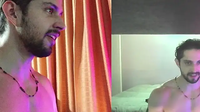 Snapshot of Axel-Cr0ss chatting on September 23, 2:51 am Axel-Cr0ss online show from September 23, 2:51 am