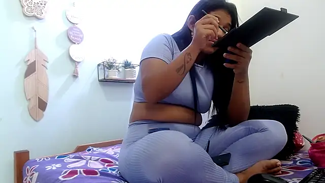 ashlyanaldeep18 online show from January 11, 2:18 am