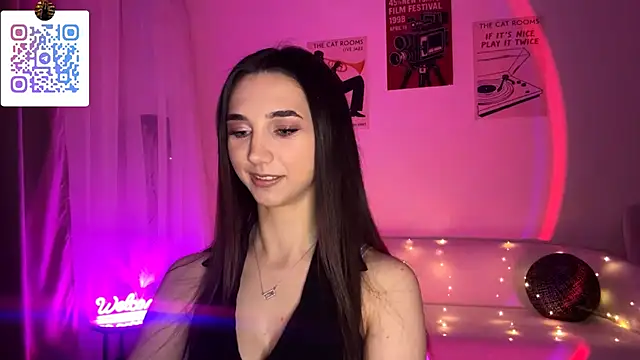 LinaMour online show from March 8, 2:15 am