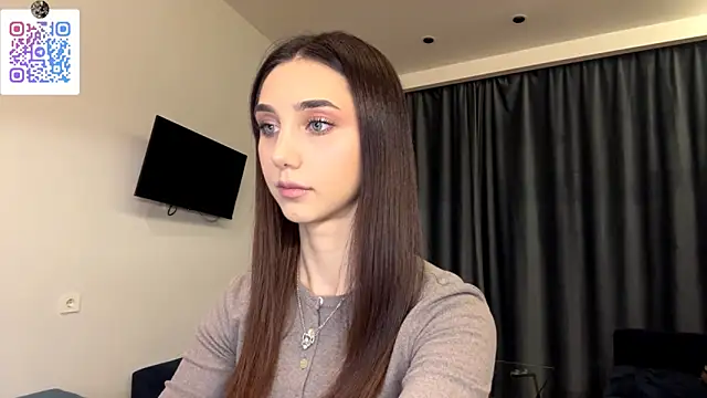 LinaMour online show from December 21, 10:10 pm