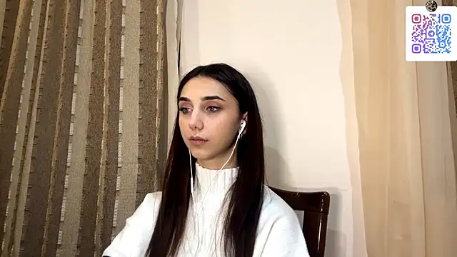 Snapshot of LinaMour chatting on November 15, 10:36 pm LinaMour online show from November 15, 10:36 pm