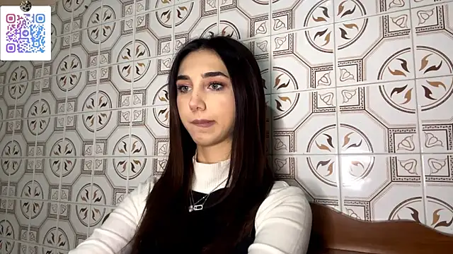 Snapshot of LinaMour chatting on December 16, 10:14 pm LinaMour online show from December 16, 10:14 pm