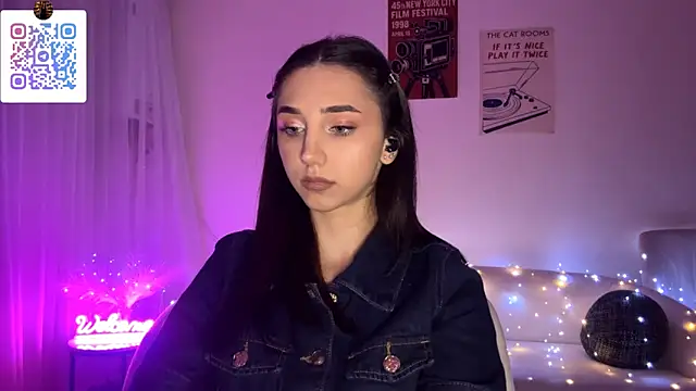 LinaMour online show from March 27, 1:25 am