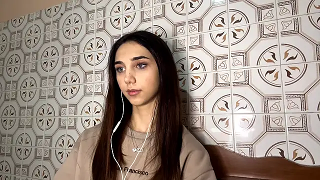 Snapshot of LinaMour chatting on November 14, 10:13 pm LinaMour online show from November 14, 10:13 pm