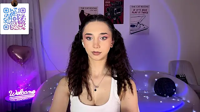 LinaMour online show from June 8, 10:32 pm