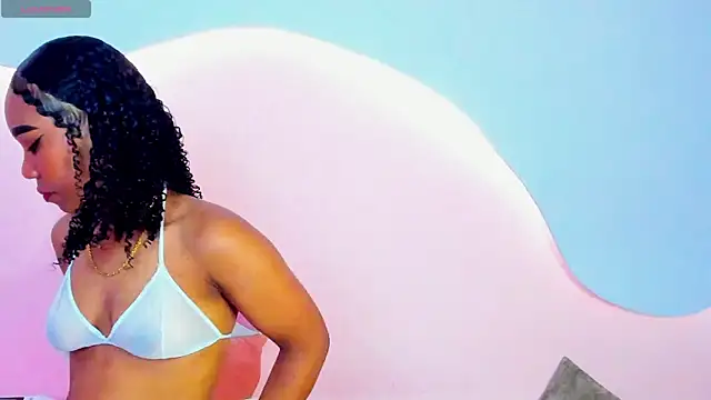 SkylerBloomm online show from November 6, 3:43 am