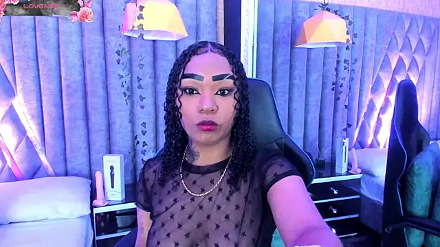 SkylerBloomm online show from May 21, 8:17 pm
