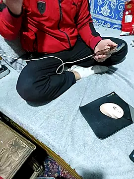 yazinyazin1 online show from March 9, 9:18 pm