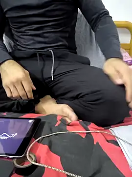 Snapshot of yazinyazin1 chatting on November 22, 7:46 pm yazinyazin1 online show from November 22, 7:46 pm