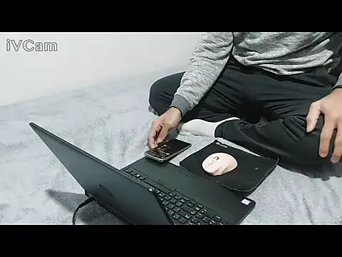 yazinyazin1 online show from January 17, 9:40 pm