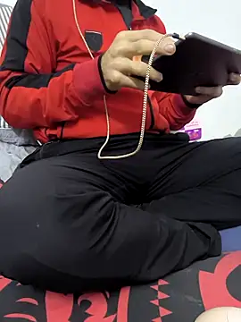 Snapshot of yazinyazin1 chatting on December 3, 3:11 pm yazinyazin1 online show from December 3, 3:11 pm