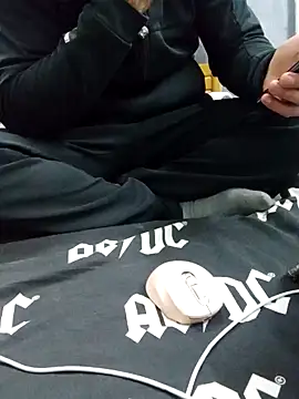 yazinyazin1 online show from December 20, 6:33 pm