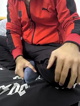 Snapshot of yazinyazin1 chatting on November 12, 1:59 pm yazinyazin1 online show from November 12, 1:59 pm