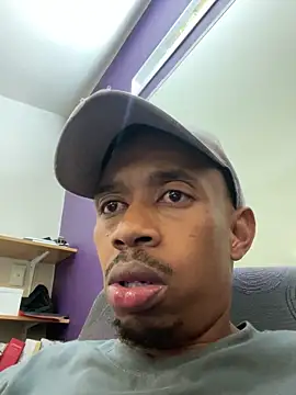 fitsexyman online show from November 4, 2:32 pm