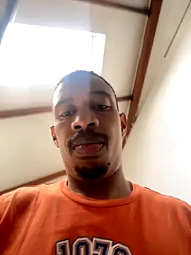 fitsexyman online show from December 1, 10:38 am