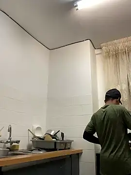 fitsexyman online show from January 8, 7:31 pm