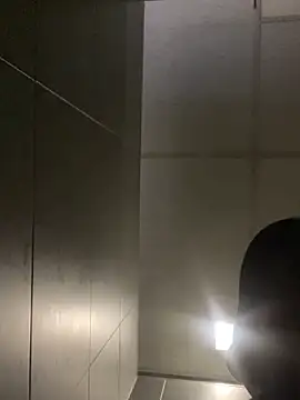 fitsexyman online show from December 22, 5:51 am