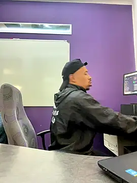 fitsexyman online show from November 17, 12:31 pm