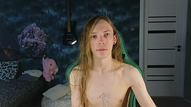 Snapshot of artass2 chatting on June 14, 1:46 am artass2 online show from June 14, 1:46 am