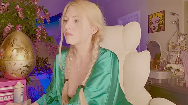 Talulaa online show from April 2, 7:53 pm