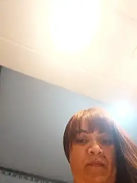 Snapshot of isabella931054 chatting on October 18, 11:45 am isabella931054 online show from October 18, 11:45 am