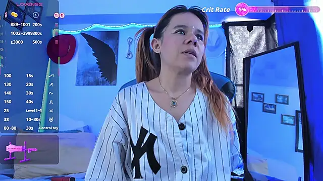 agatha walter  online show from October 27, 5:25 pm