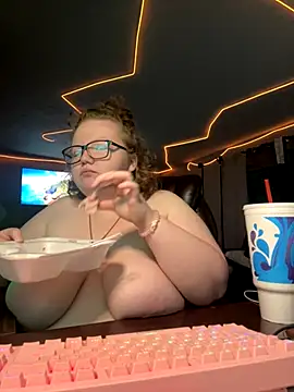 dismissedrose online show from November 28, 10:26 am