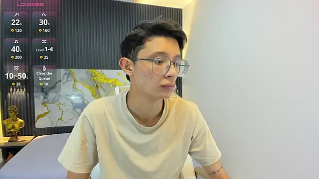 Snapshot of SantiagoRusso18 chatting on September 23, 12:12 pm SantiagoRusso18 online show from September 23, 12:12 pm