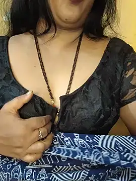 Snapshot of Angel0731 chatting on June 24, 6:17 pm Angel0731 online show from June 24, 6:17 pm