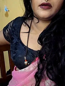 Snapshot of Angel0731 chatting on June 9, 7:04 pm Angel0731 online show from June 9, 7:04 pm
