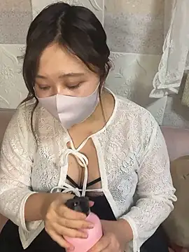 Snapshot of kotone_blossom_x chatting on October 10, 12:06 pm kotone blossom x online show from October 10, 12:06 pm