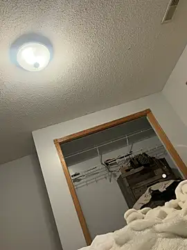 Idonotcherishu online show from July 6, 3:57 am