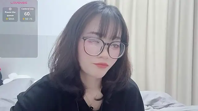 Snapshot of Xoxo-258 chatting on October 16, 7:22 pm Xoxo-258 online show from October 16, 7:22 pm