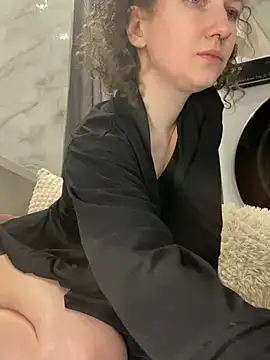 Kitty Kisss online show from February 8, 5:21 pm