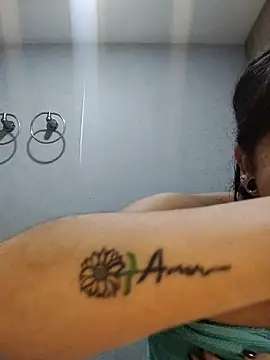 Eva Clark01 online show from November 27, 11:10 am