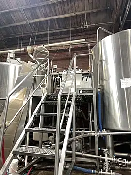 crashnasty online show from April 16, 9:39 pm