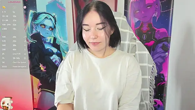 Snapshot of MargarettRose chatting on October 27, 2:45 am MargarettRose online show from October 27, 2:45 am