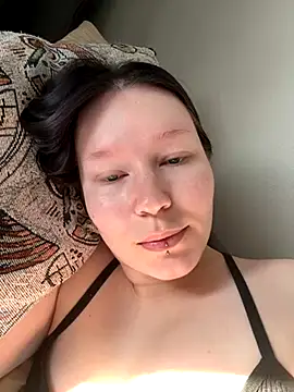 Snapshot of MargarettRose chatting on October 15, 2:43 am MargarettRose online show from October 15, 2:43 am