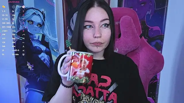 MargarettRose online show from March 5, 2:19 am