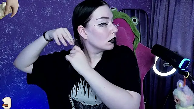 Snapshot of MargarettRose chatting on June 24, 2:48 pm MargarettRose online show from June 24, 2:48 pm