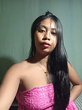Snapshot of UrSweetAsianLady_02 chatting on June 27, 1:11 am UrSweetAsianLady 02 online show from June 27, 1:11 am