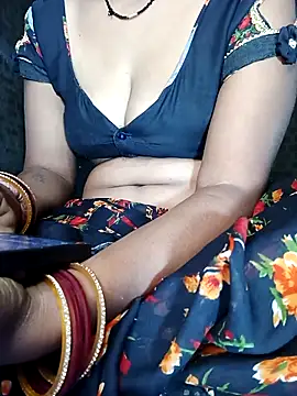Snapshot of Sapnaji500 chatting on October 16, 1:14 am Sapnaji500 online show from October 16, 1:14 am
