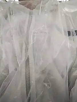 Snapshot of tuyetnhi-00 chatting on November 3, 2:06 am tuyetnhi-00 online show from November 3, 2:06 am