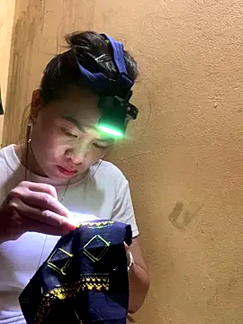 Snapshot of tuyetnhi-00 chatting on September 9, 1:59 am tuyetnhi-00 online show from September 9, 1:59 am