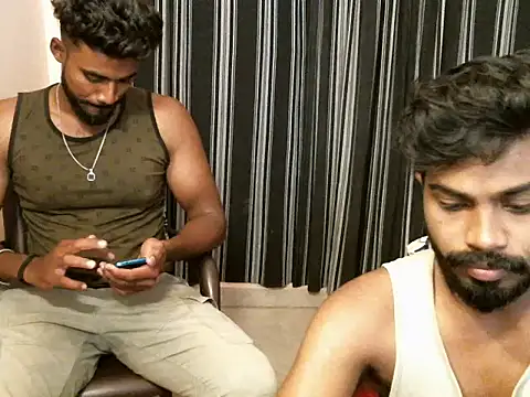 indianbighard21 online show from May 2, 4:18 am