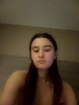 freakylittlebitch69 online show from November 1, 1:45 am