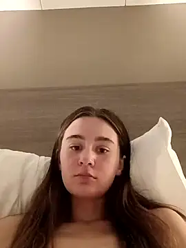 freakylittlebitch69 online show from September 12, 2:50 pm