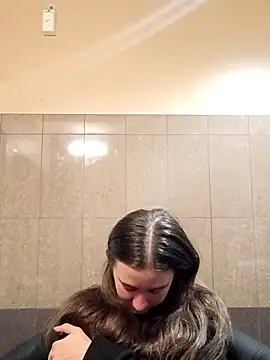freakylittlebitch69 online show from September 20, 2:22 pm